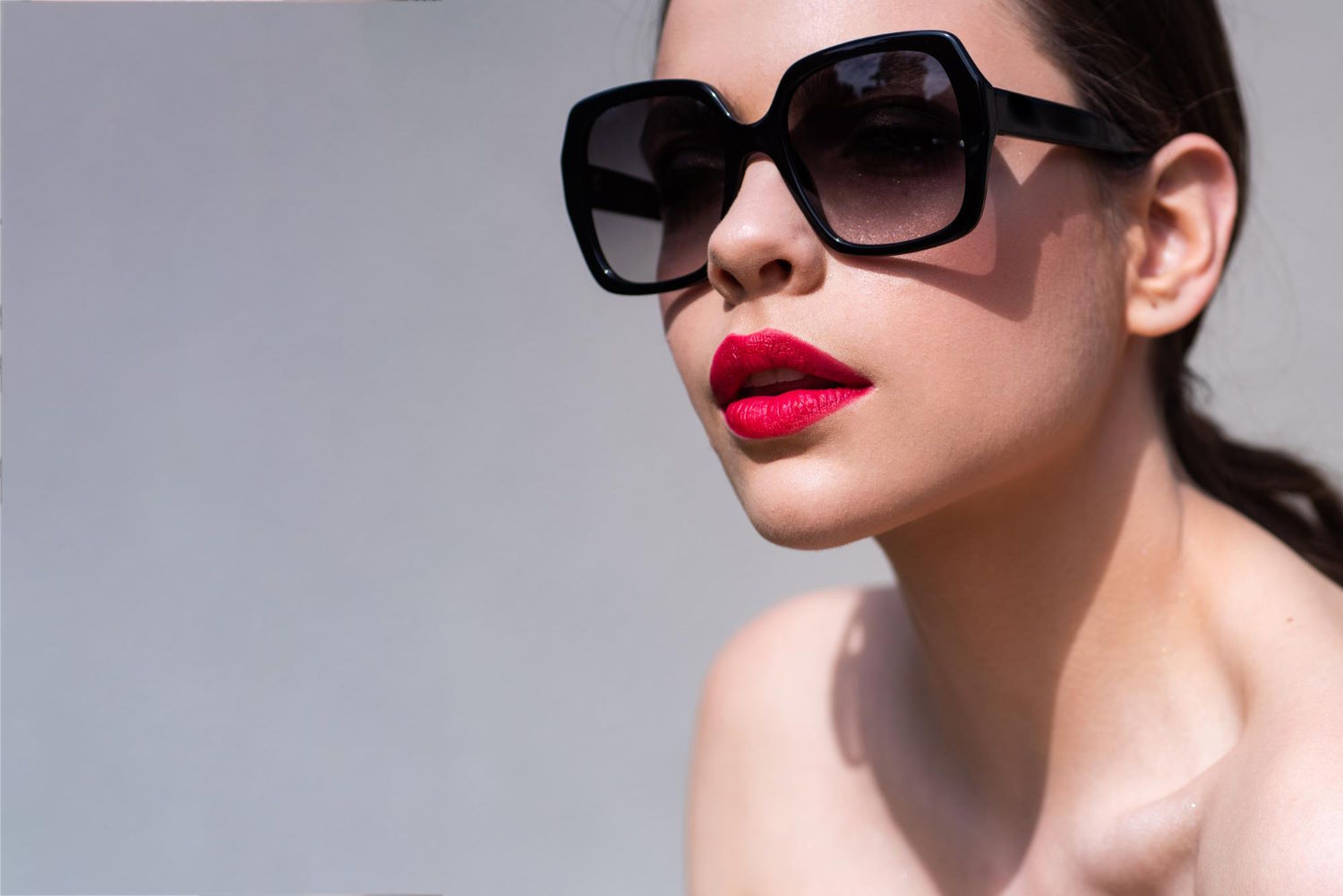 Okulary przeciwsłoneczne Prada dla kobiet